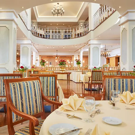 Grand Hotel Zell am See-2